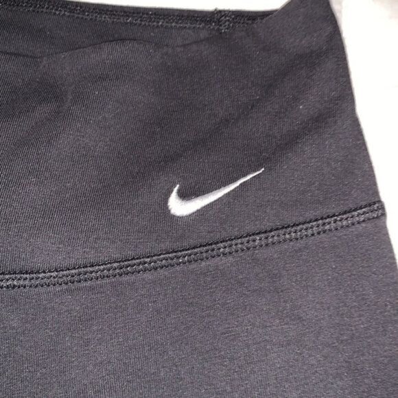 Nike Dri-Fit Black Cropped Leggings S Moisture-Wicking Stretch Athletic Pants - Picture 4 of 7
